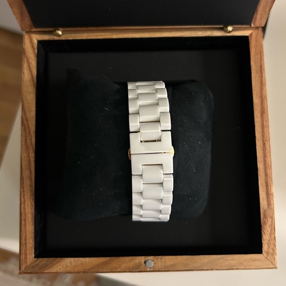 Shinola Canfield Sport Chronograph Women's Watch - Picture 4 of 9